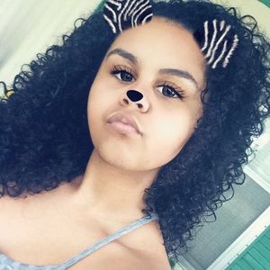 Meet your Posher, Tiauna