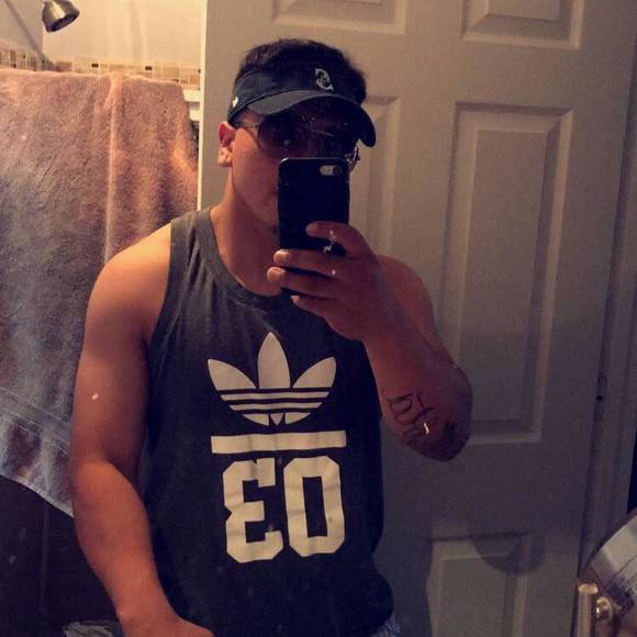 Meet your Posher, Cesar - Picture 1 of 1