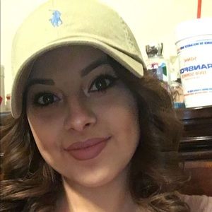 Meet your Posher, Mitzy