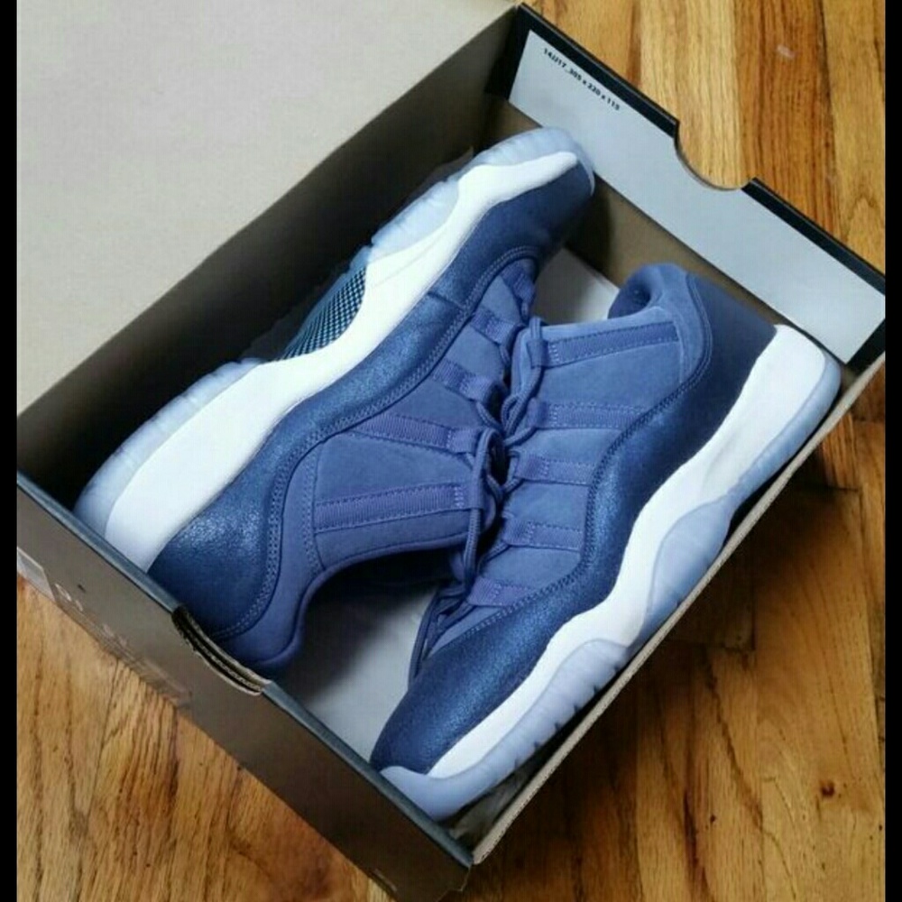 Jordan 11s