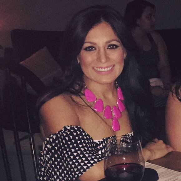 Meet your Posher, Julianne - Picture 1 of 1