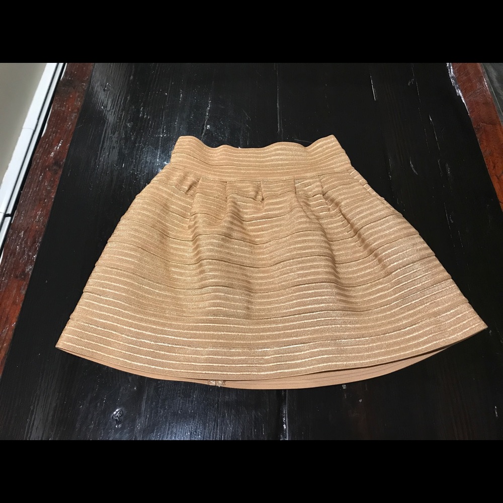 Gold high-waisted skirt