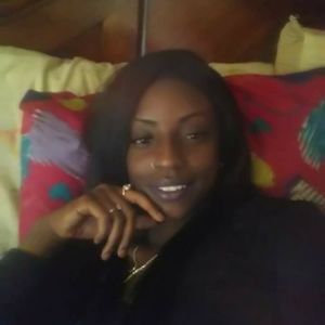 Meet your Posher, Shakira