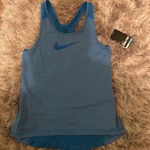 💙NIKE PRO WORKOUT TANK!