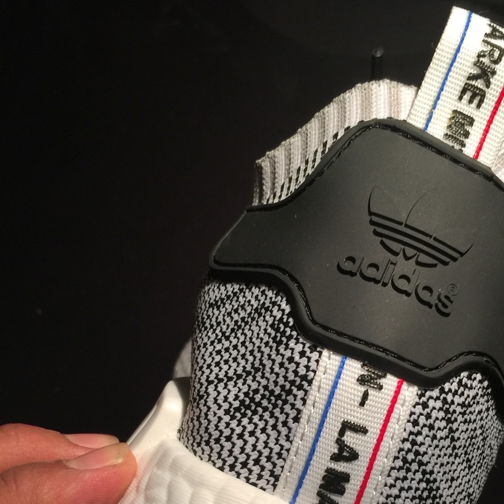 Adidas NMD R1 - Picture 3 of 7