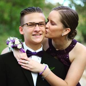 Meet your Posher, Logan