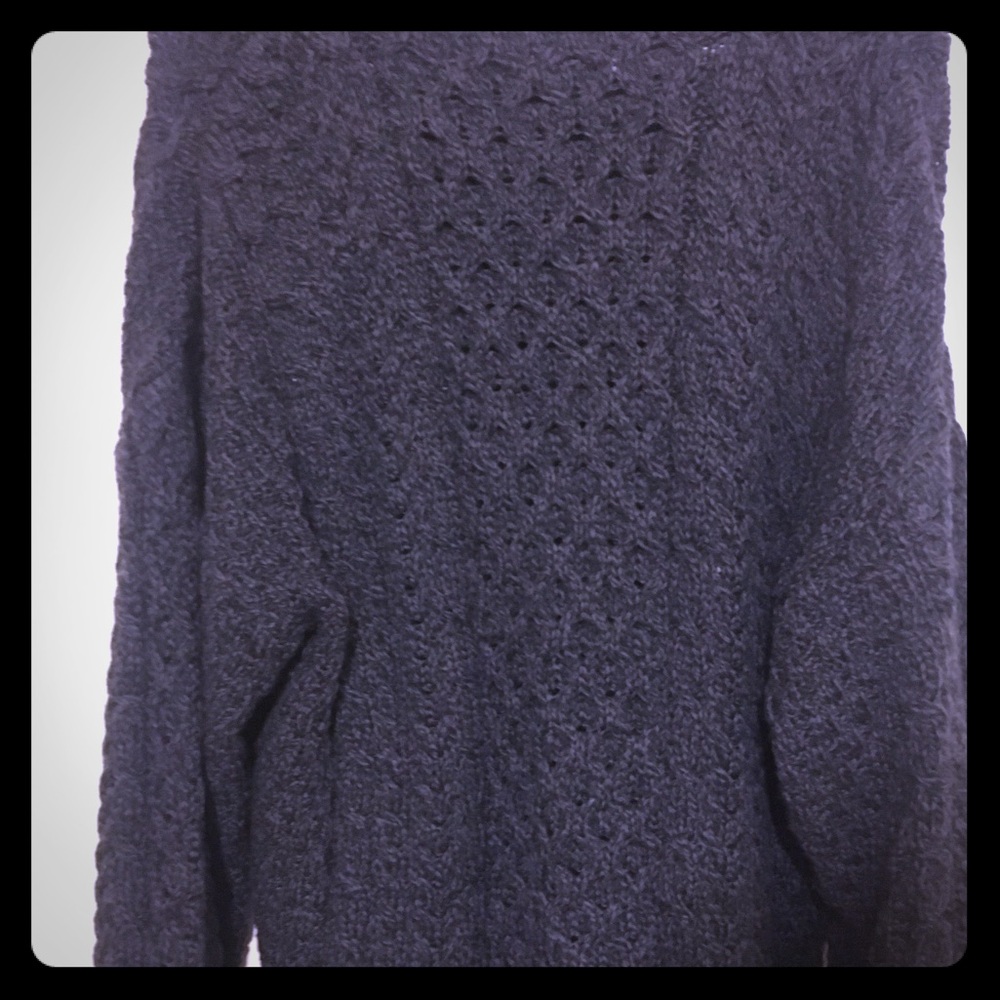 Grey Knit Sweater (100% MERINO WOOL FROM IRELAND)