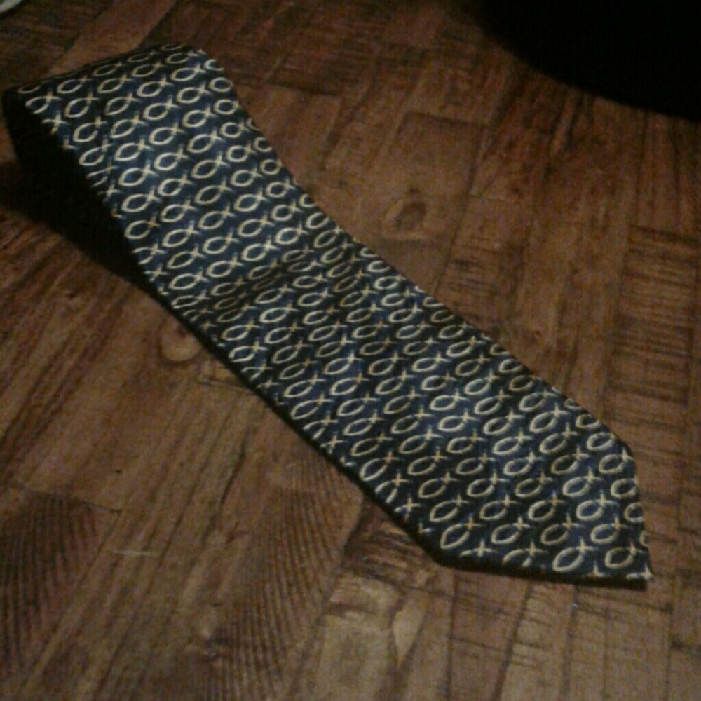 Tie Really nice tie with the fish symbol