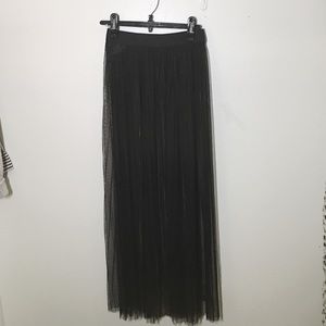 H&M Coachella maxi skirt size 4.