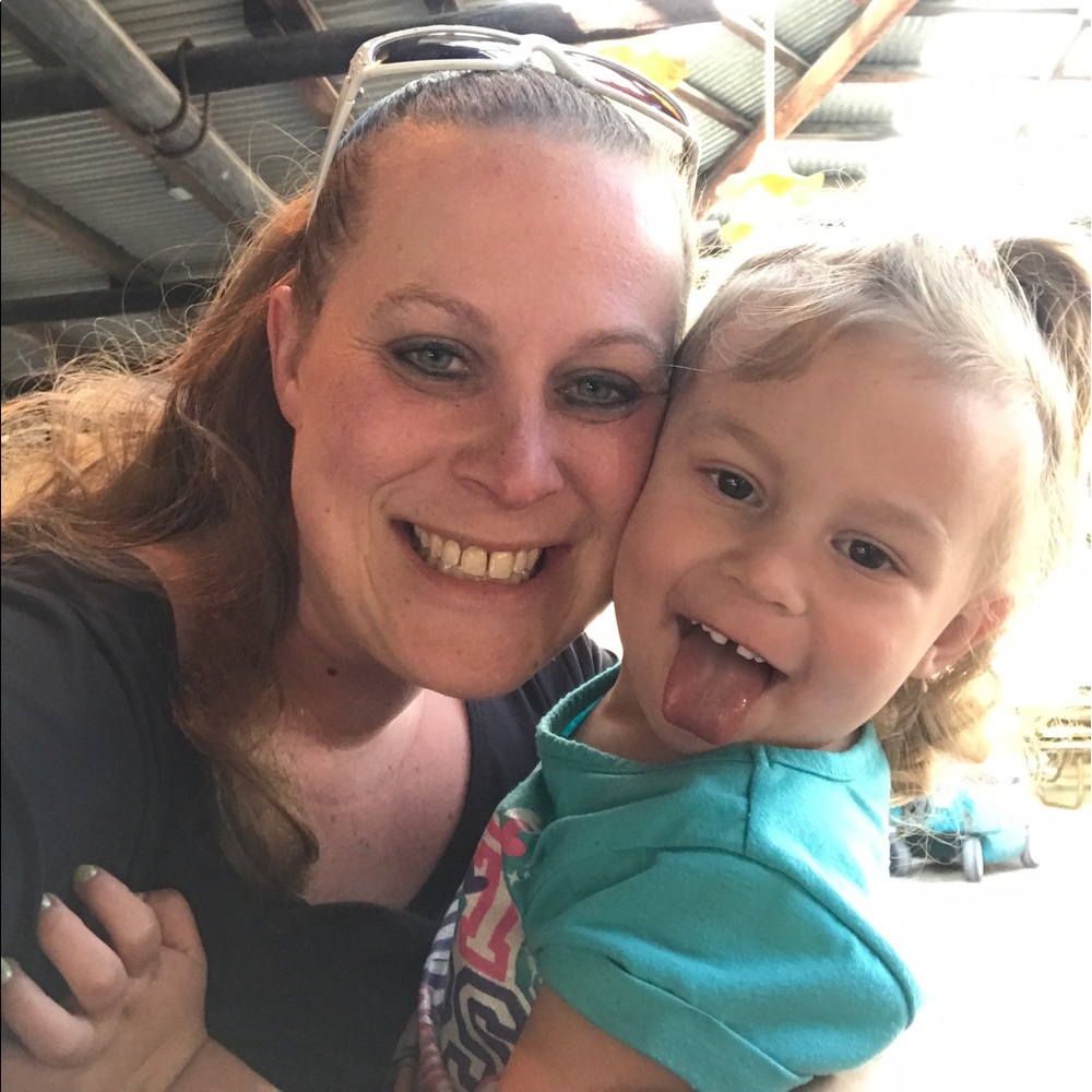 Meet your Posher, Stephanie