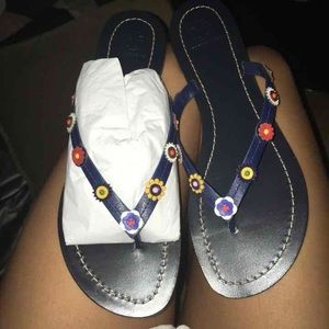 Brand new Tori Burch flip flops