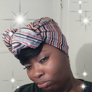 Meet your Posher, Megail