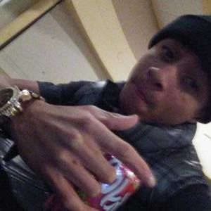 Meet your Posher, Jayjay