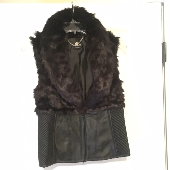 Bebe Faux Fur/Leather Vest Coat, SZ Small - Picture 2 of 7