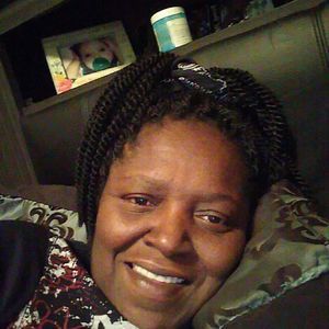 Meet your Posher, Lorraine