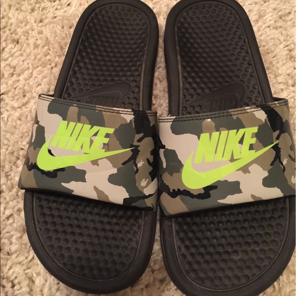 Nike Benassi JDI camp flip flops