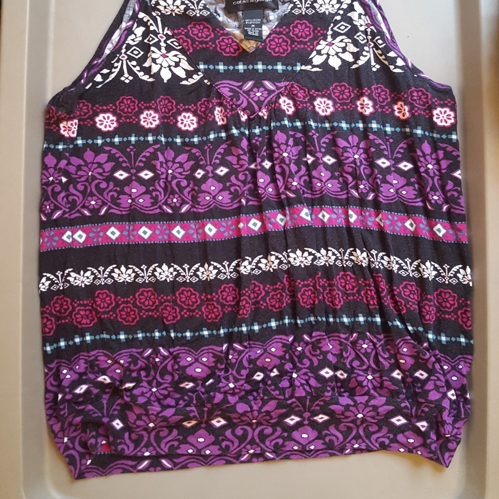 Patterned tank - Picture 2 of 3