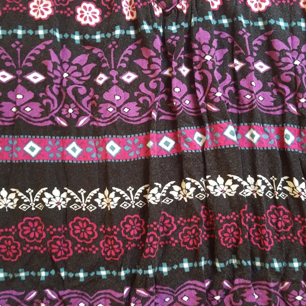 Patterned tank - Picture 3 of 3