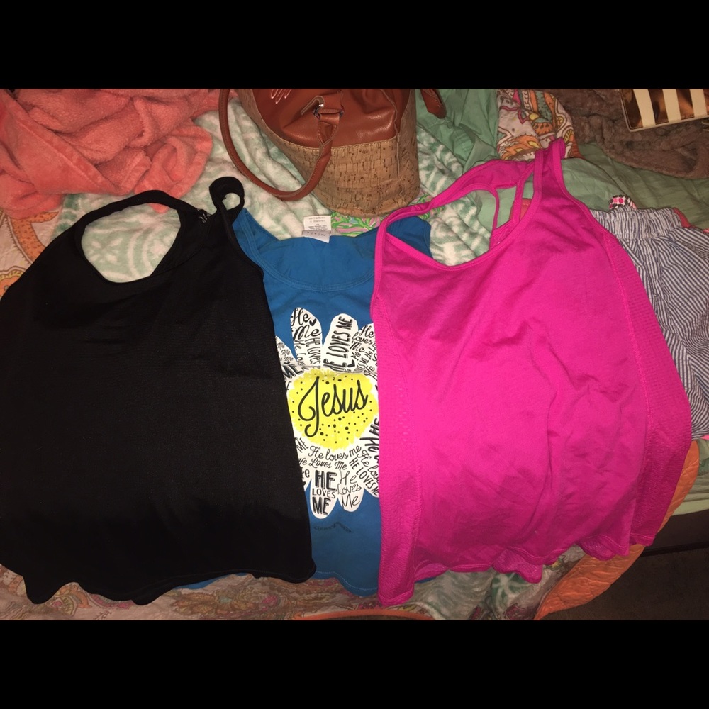 Assorted tanks