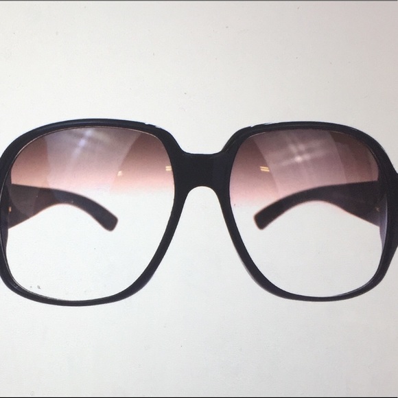 ? Gucci Signature Sunglasses