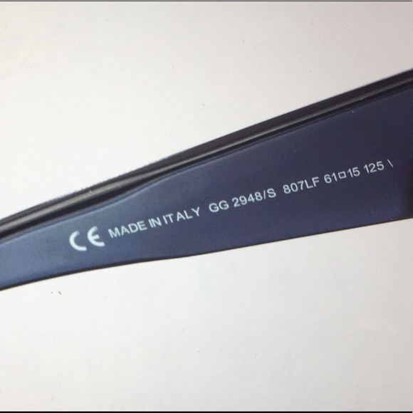 ? Gucci Signature Sunglasses