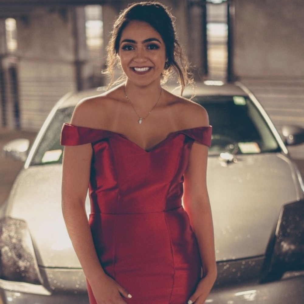 Meet your Posher, Victoria