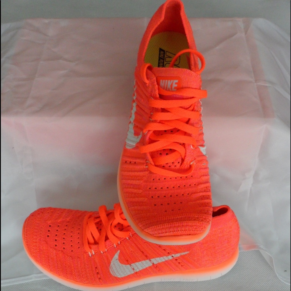 Women's Nike Free Flyknit RN