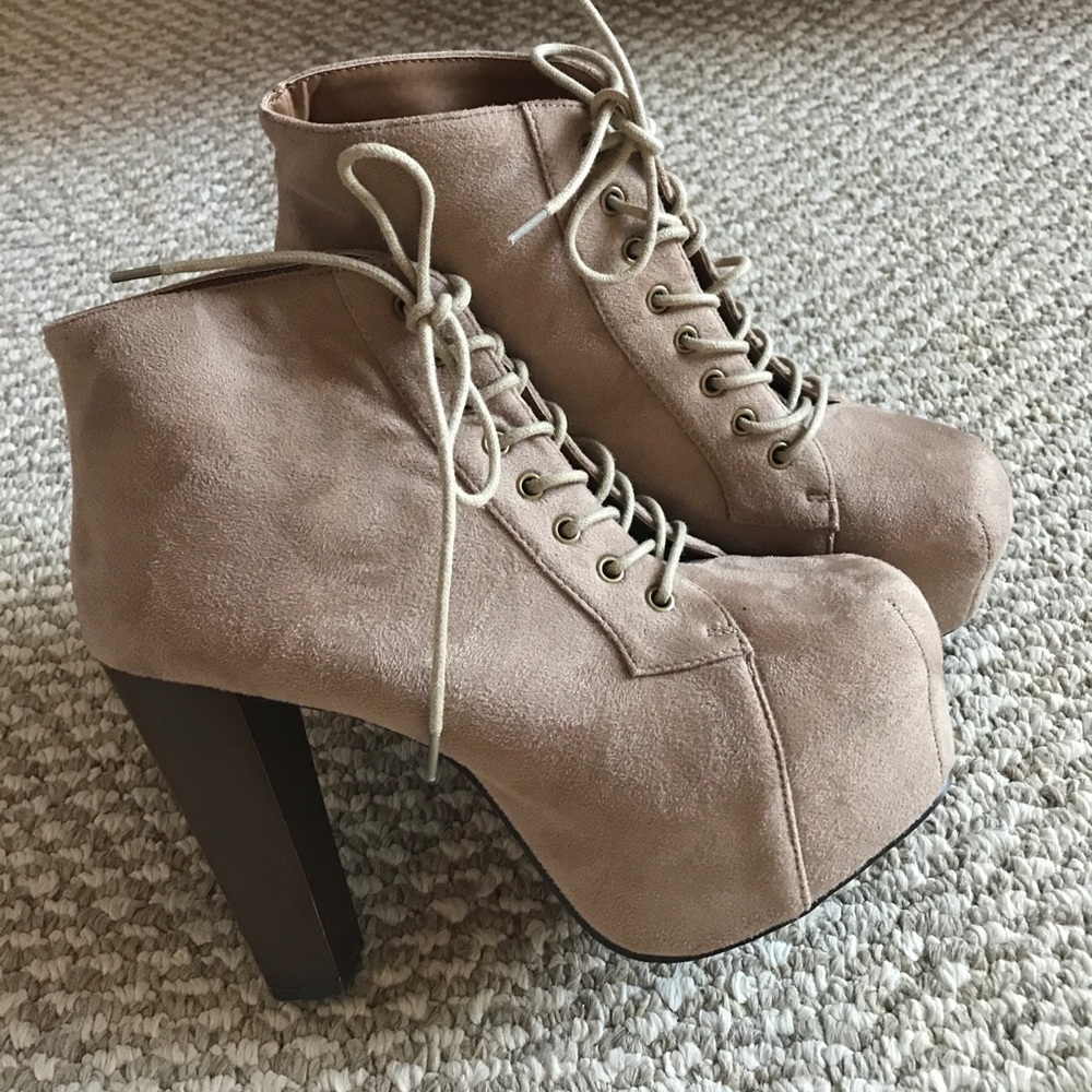 Beautiful fun summer platforms!