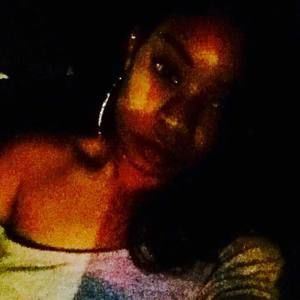 Meet your Posher, Aquia