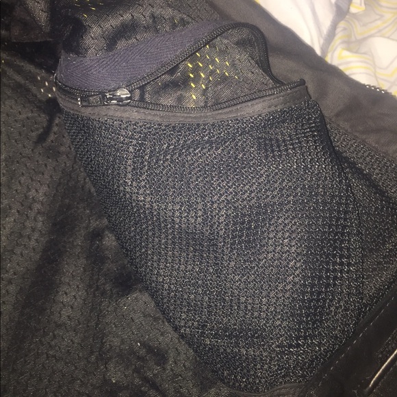 Jacket - Picture 7 of 8