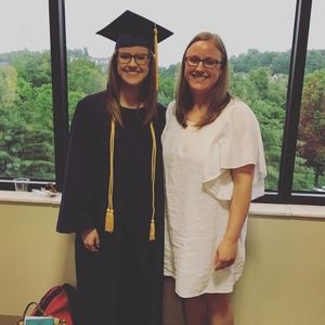 Meet your Posher, Lauren