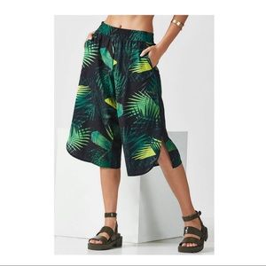 Fabletics Kate Culotte with palm tree print 🌴