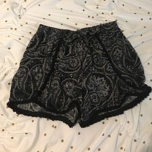 Paisley cloth shorts
