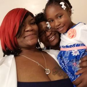 Meet your Posher, Latasha