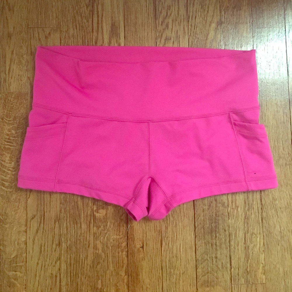 Pop flex shorts!