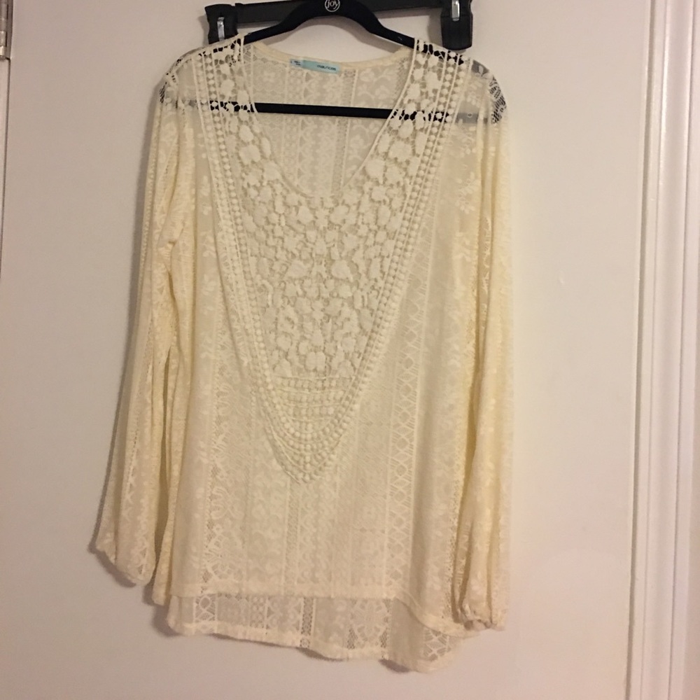 Pretty lacy top