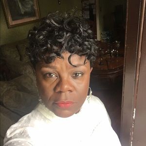 Meet your Posher, Francine