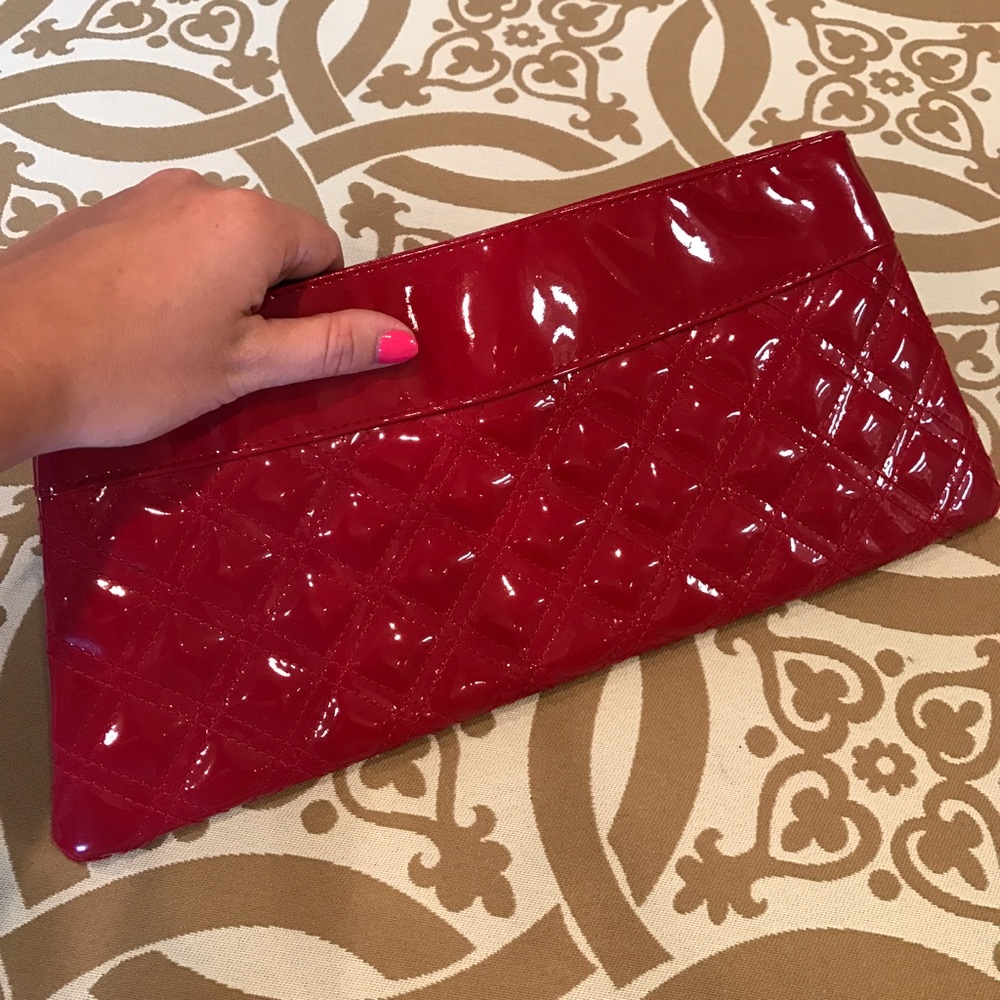 Murval Red Patent Leather Quilted Clutch ❤️