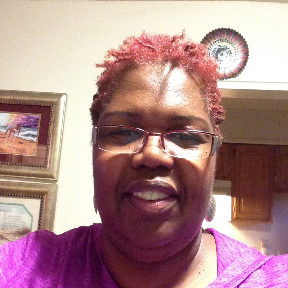 Meet your Posher, Pamela