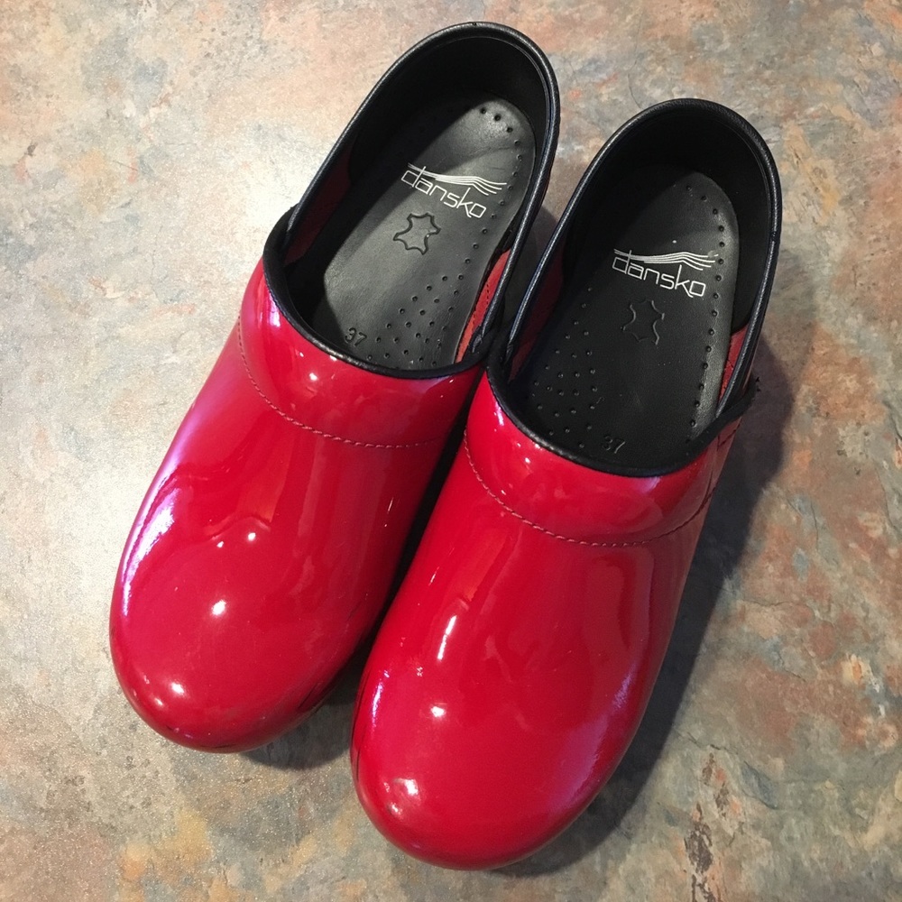 Red Pattern Leather Danskos