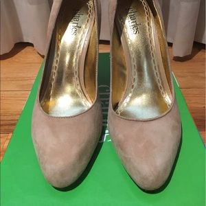 Never worn Camel Suede Charles David Heels
