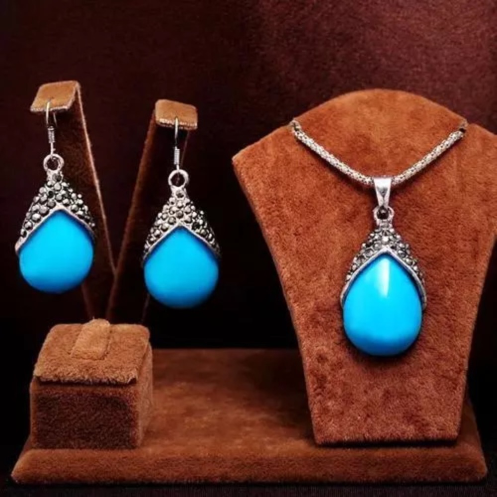 Turquoise set earrings necklace costume Tibet
