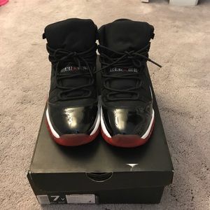 Air Jordan Bred 11