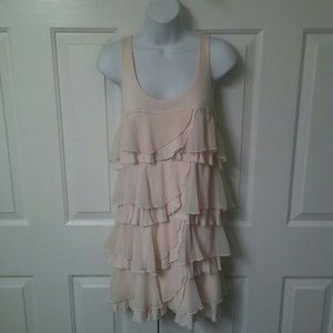 Adorable H&M pale pink ruffle dress