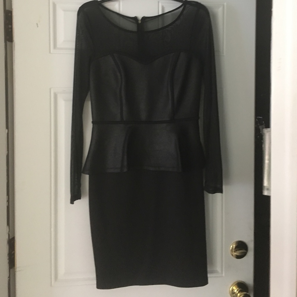 Thralia Sodi long sleeve black dress