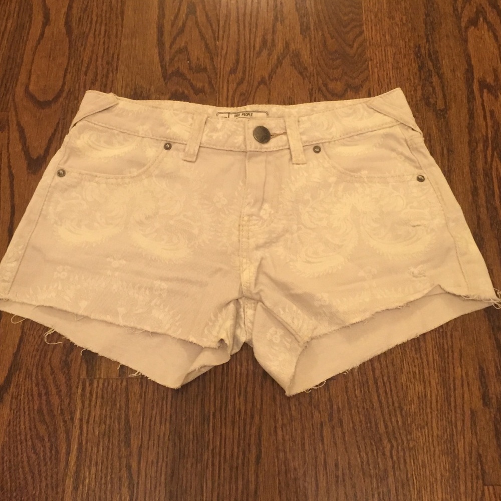 NWOT Free People Jean shorts size 24