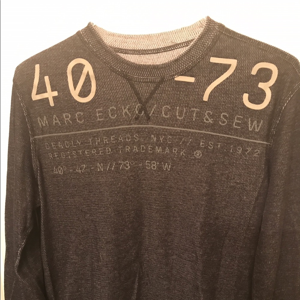 M Md Mark Ecko long sleeve shirt in excellent cond