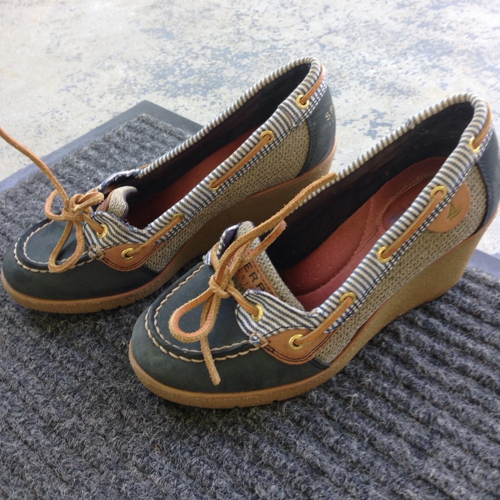 Sperry Wedges