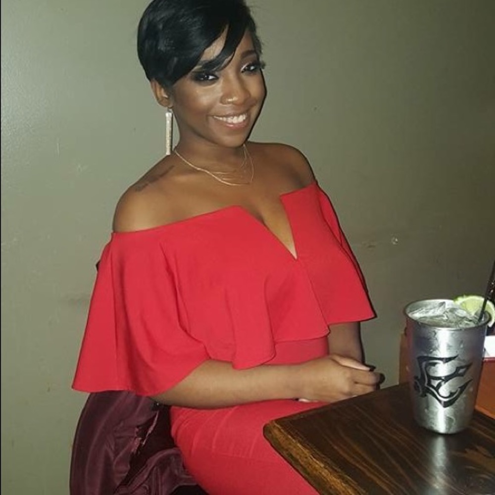 Nasty gal off shoulder deep v pantsuit - Picture 3 of 3