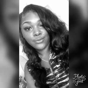 Meet your Posher, Lanecia